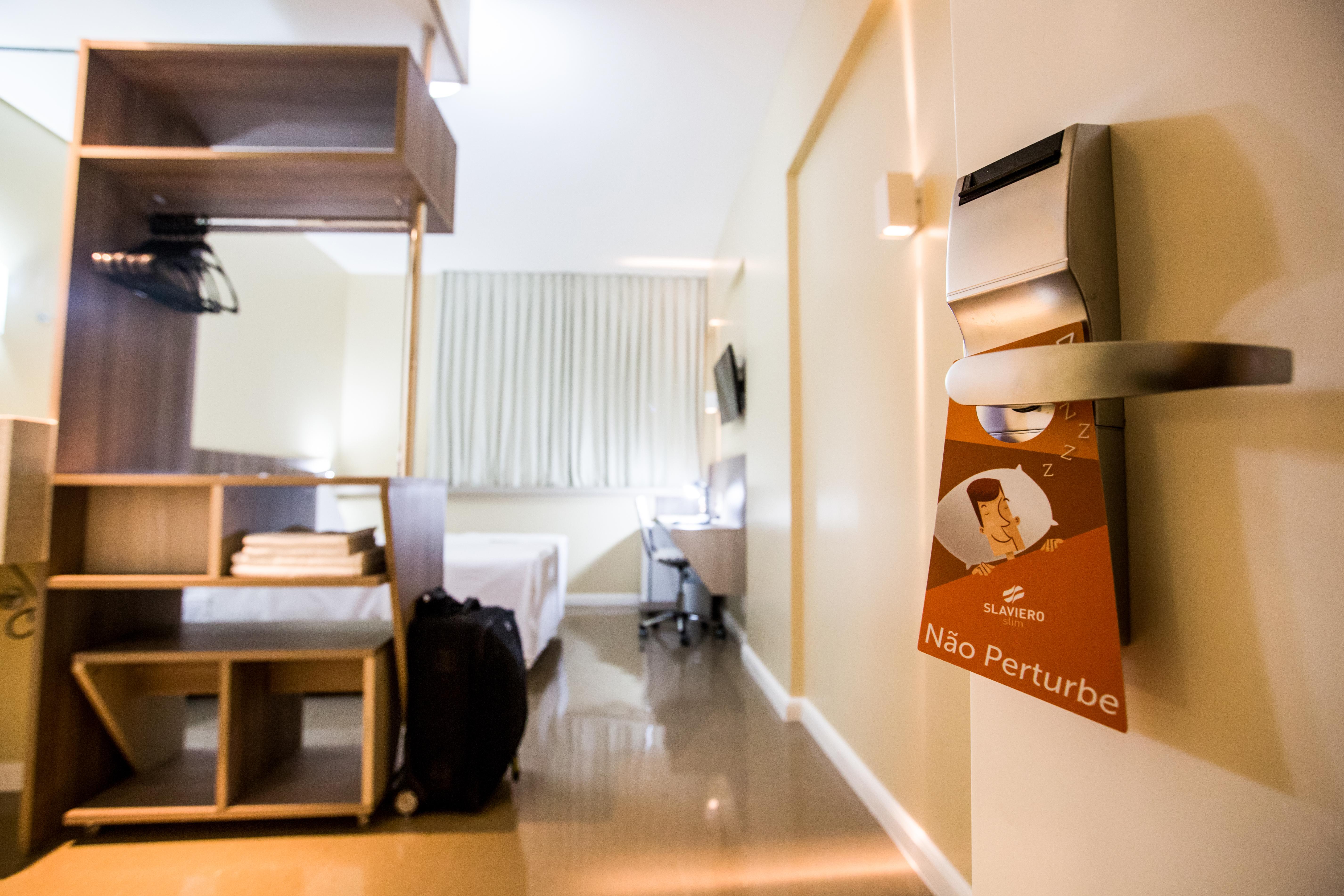 Slim Cuiaba Aeroporto Hotel ภายนอก รูปภาพ