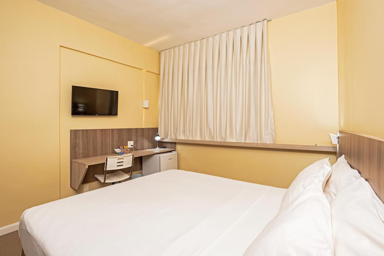 Slim Cuiaba Aeroporto Hotel ภายนอก รูปภาพ