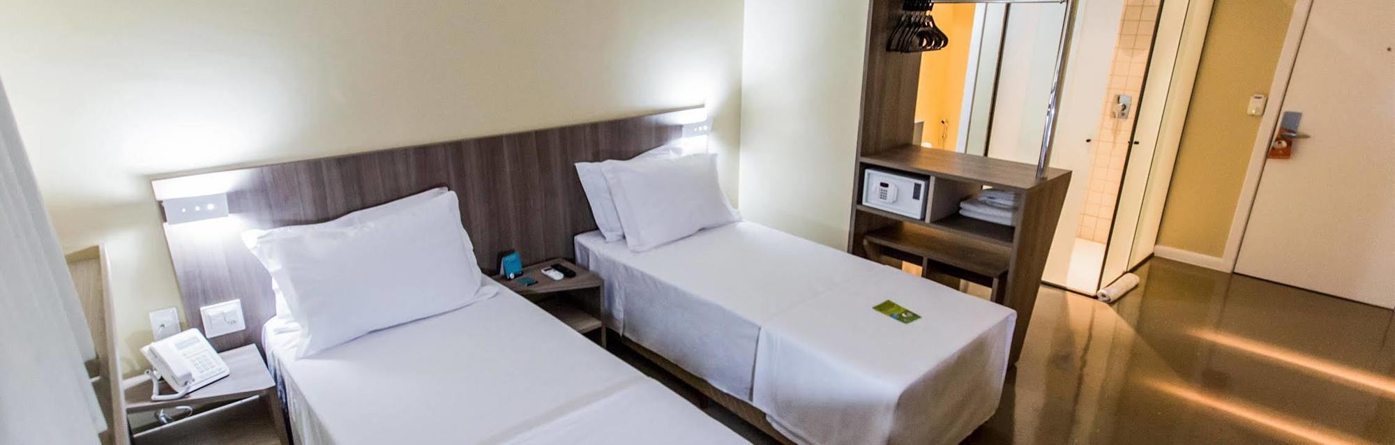 Slim Cuiaba Aeroporto Hotel ภายนอก รูปภาพ