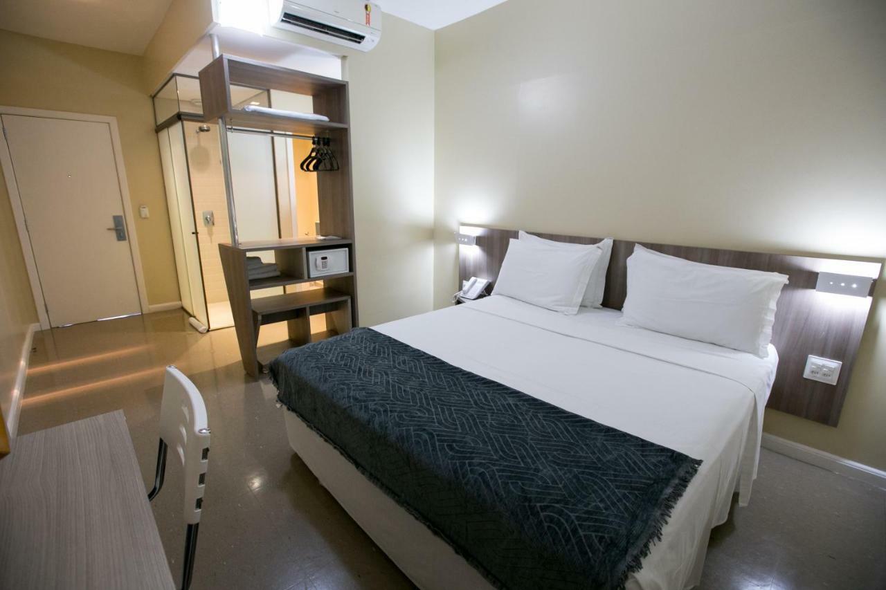 Slim Cuiaba Aeroporto Hotel ภายนอก รูปภาพ
