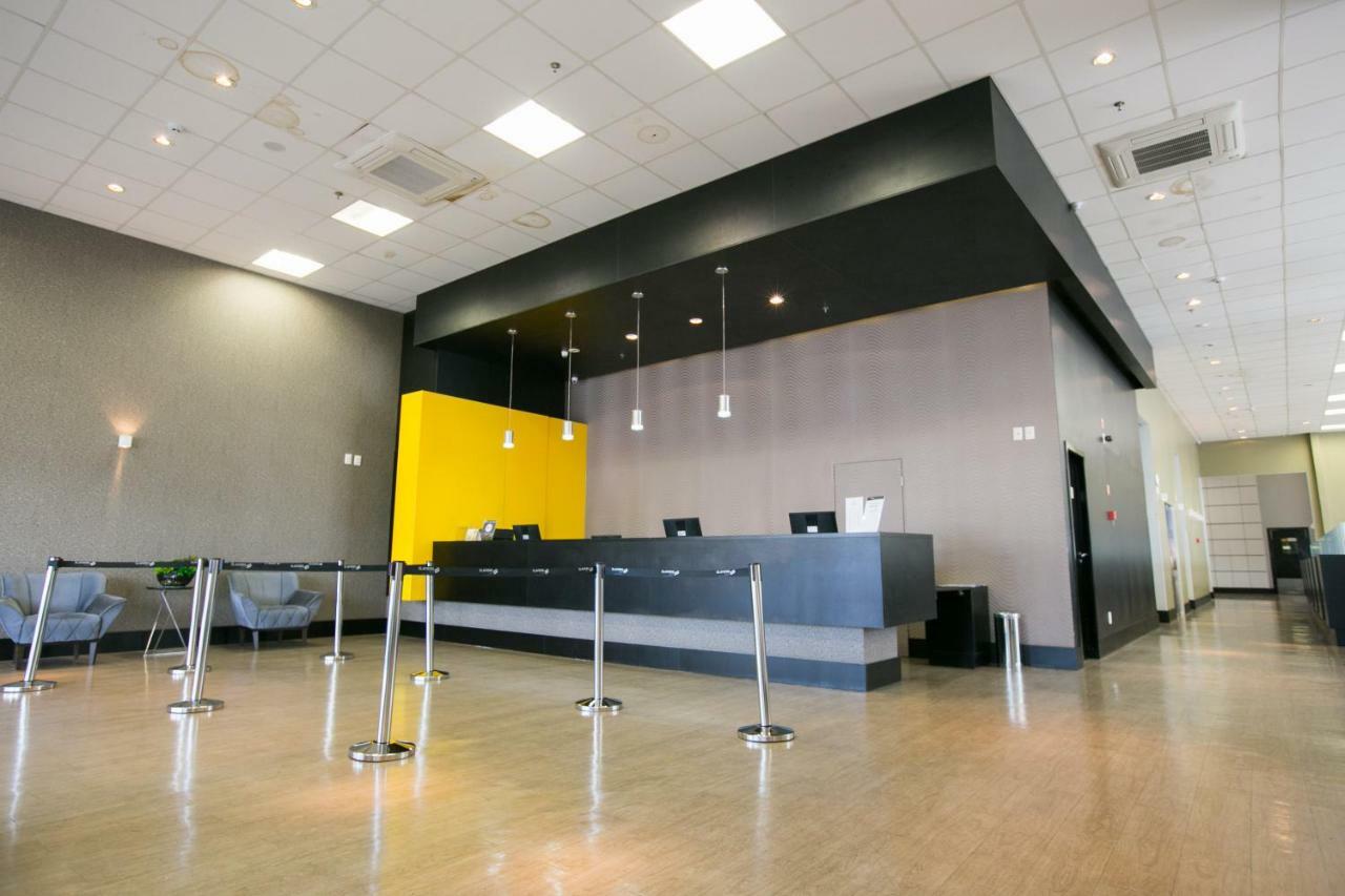 Slim Cuiaba Aeroporto Hotel ภายนอก รูปภาพ
