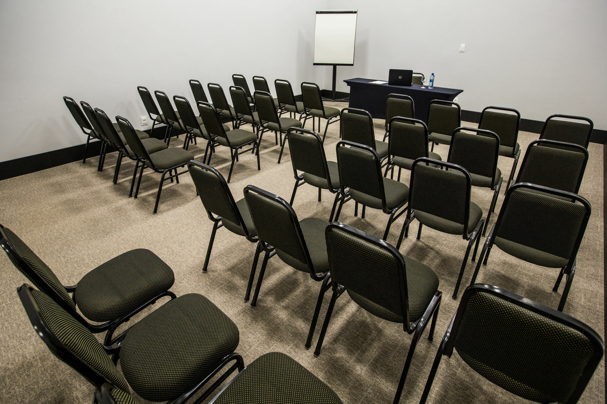 Slim Cuiaba Aeroporto Hotel ภายนอก รูปภาพ